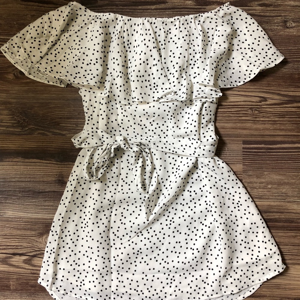NWT Off-Shoulder Tie Dress